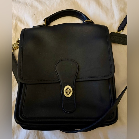 Vintage coach station crossbody bag - Picture 1 of 13